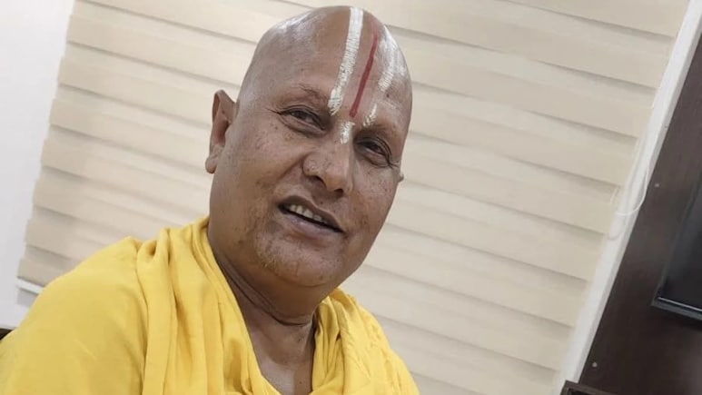 महंत शंकर शरण महाराज की संदिग्ध मौत, महिला पर 1 करोड़ की मांग और ब्लैकमेलिंग के आरोप, पुलिस जांच में जुटी