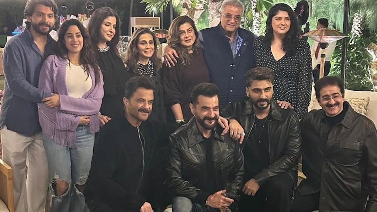 On Boney Kapoor's 70th Birthday, Sanjay Kapoor Shares A Family Photo. Bonus: Shikhar Pahariya