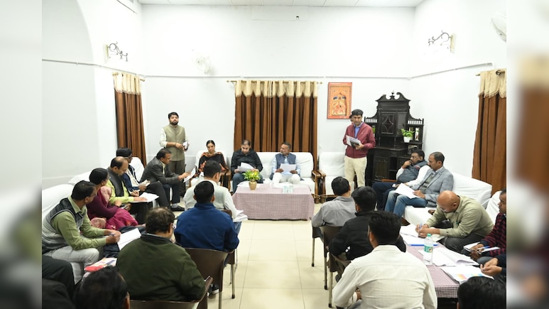 राजस्थान में यूरिया की कालाबाजारी पर मंत्री ने की बैठक, बोले- एक हफ्ते में खाद की सप्लाई सुनिश्चित हो