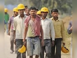 2020 में मिल चुकी थी लेबर कोड को संसद की मंजूरी, फिर लागू होने में क्यों लगा पांच साल, पढ़ें हर एक बात