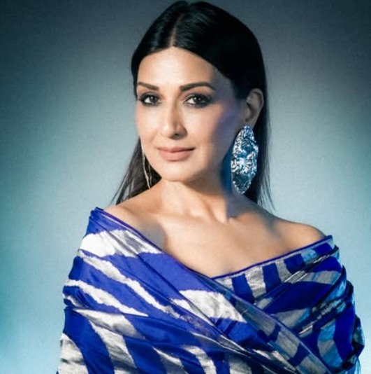 Sonali Bendre Defends Naturopathy Claim After Facing Backlash: "Not A Quack But A Cancer Survivor"