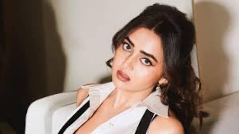 पैसों को डबल करने के लिए तेजस्वी प्रकाश करती हैं ये काम, बोलीं- ऑडी की जगह I20...