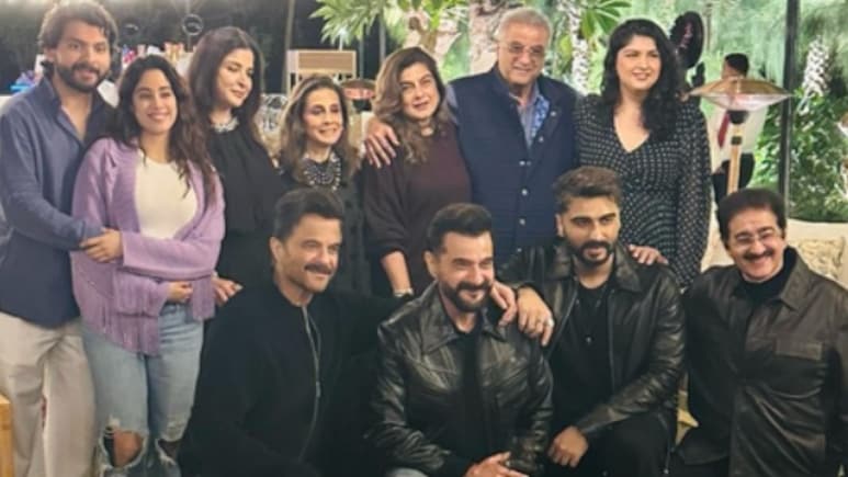 बोनी कपूर ने मनाया 70वां जन्मदिन, पापा की पार्टी में बॉयफ्रेंड शिखर पहारिया के साथ रोमांटिक हुई जान्हवी कपूर, तस्वीरें वायरल