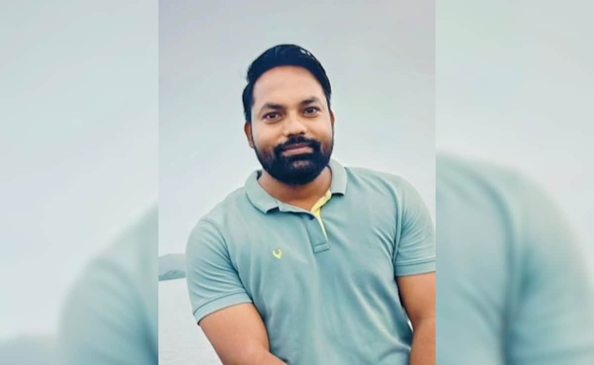 यूपी के झांसी में क्रिकेट खेलते-खेलते LIC कर्मचारी की मौत, परिवार में छाया मातम