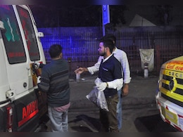 Delhi Red Fort Blast:दिल्ली में ब्लास्ट के बाद बटोरने पड़े क्षत-विक्षत शवों के टुकड़े, मंजर देख हद दिल दहल गया