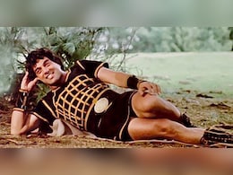The Story Of Dharmendra In An Unforgettable Tunic And Skirt, His Cover Pic On X