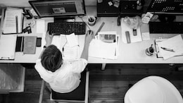 Employee Considers 15-20% Pay Cut To Escape 'Toxic' Manager: 'It's Affecting My Personal Life'