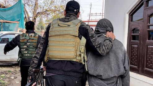 Delhi Blast: अंसार गजवत-उल-हिंद क्या है? जिससे जुड़ रहा आतंक के डॉक्टरों का नाम