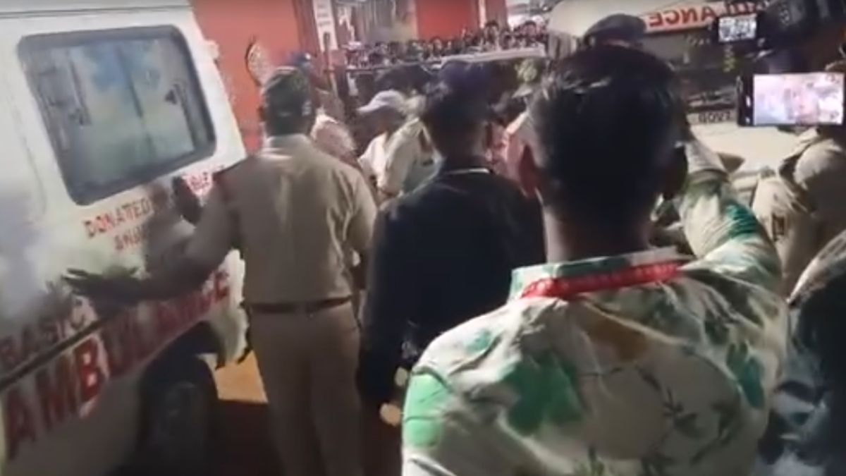 Huge Crowd At Shreya Ghoshal's Odisha Concert Leads To Chaos