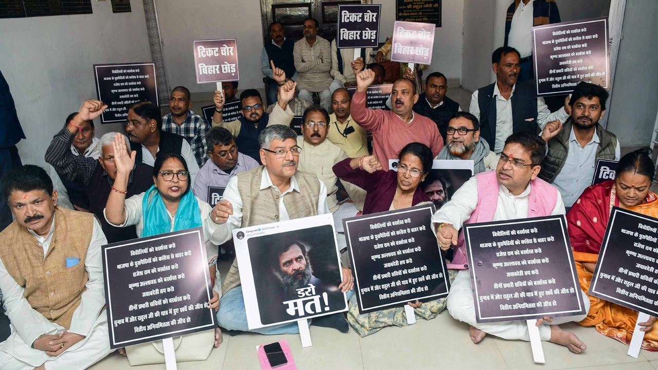 Bihar Congress Workers Protest Against State Chief, In-Charge After Poor Poll Performance