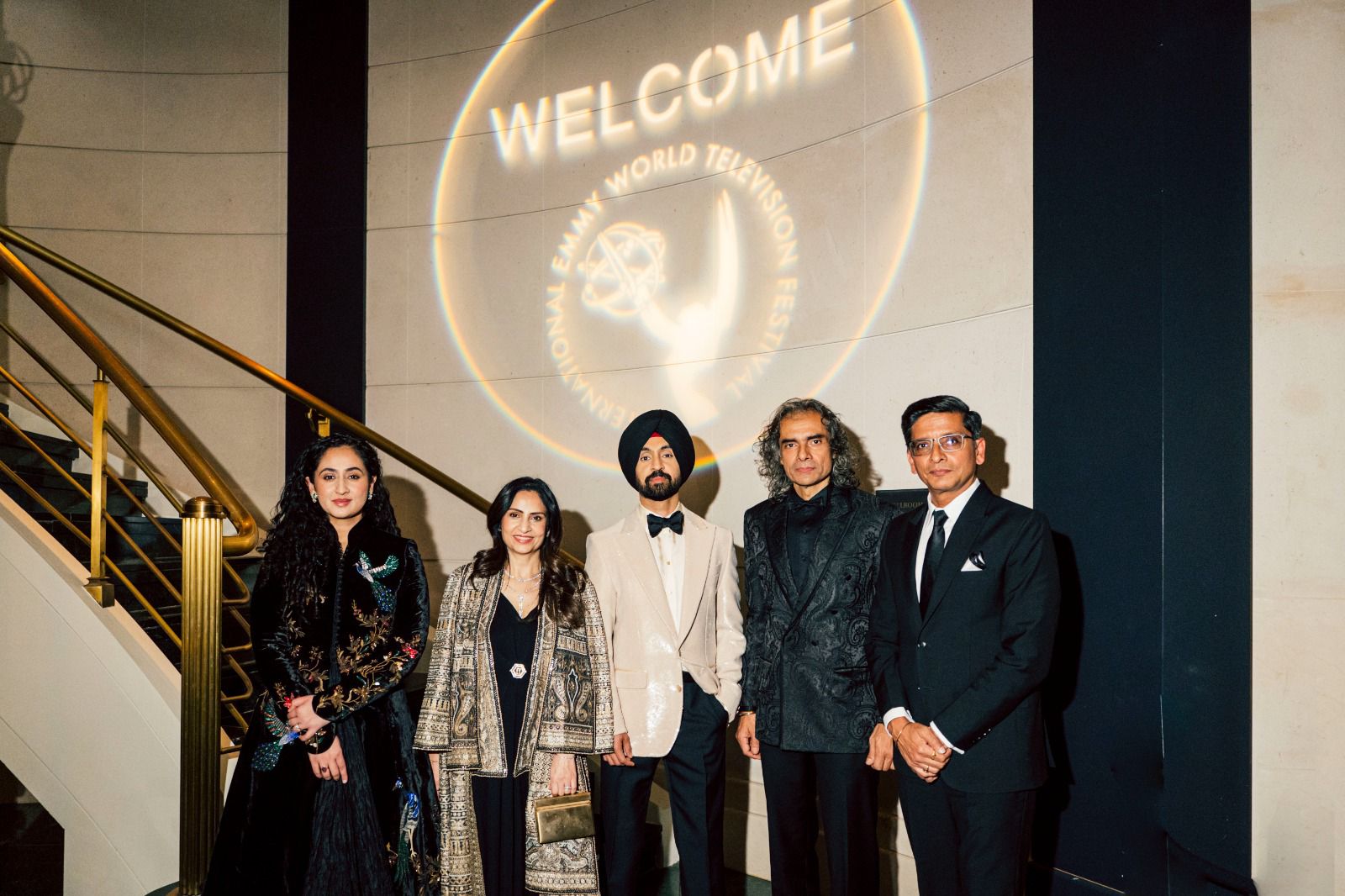 Diljit Dosanjh and Imtiaz Ali with other dignitaries 