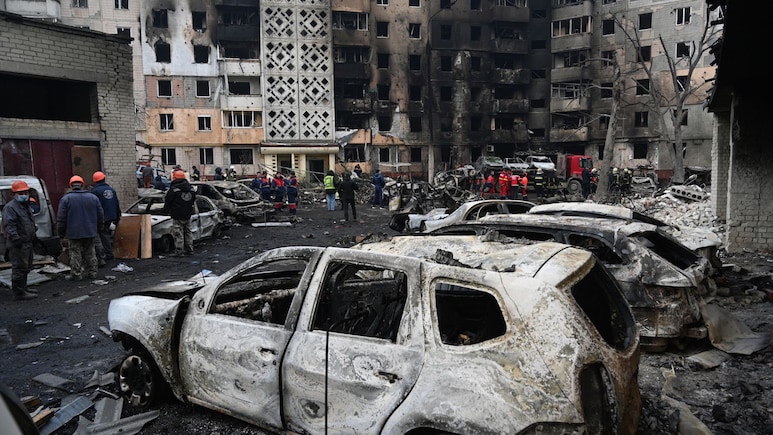 रूसी हमले से यूक्रेन में बच्चों समेत 26 की मौत, ट्रंप के नए शांति प्लान में सरेंडर के सिवा कुछ नहीं