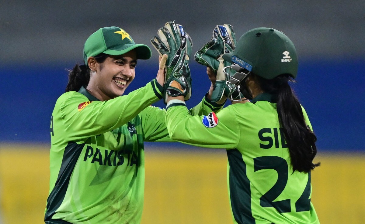 PCB Stays Undecided On New Head Coach For Pakistan Womens Cricket Team