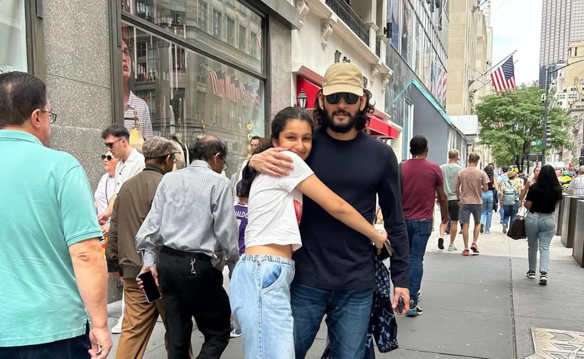 50 की उम्र में भी 25 का दिखता है वारणसी का एक्टर, हर रोज खाता है ये खाना, इतनी देर तक करता है जिम