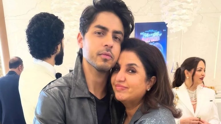 द बैड्स ऑफ बॉलीवुड के इस एक्टर के बचपन से दीवाने हैं आर्यन खान, कनाडा से बुलवाया वापस, फराह खान ने किया खुलासा द बैड्स ऑफ बॉलीवुड के इस एक्टर के बचपन से दीवाने हैं आर्यन खान, कनाडा से बुलवाया वापस, फराह खान ने किया खुलासा