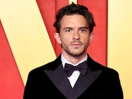 Dearest Readers, Jonathan Bailey Is People's Sexiest Man Alive 2025