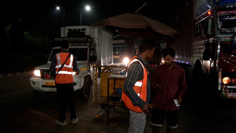 Ground Report: Ban On Polluting Vehicles Entering Delhi Sees Mixed Enforcement Ground Report: Ban On Polluting Vehicles Entering Delhi Sees Mixed Enforcement