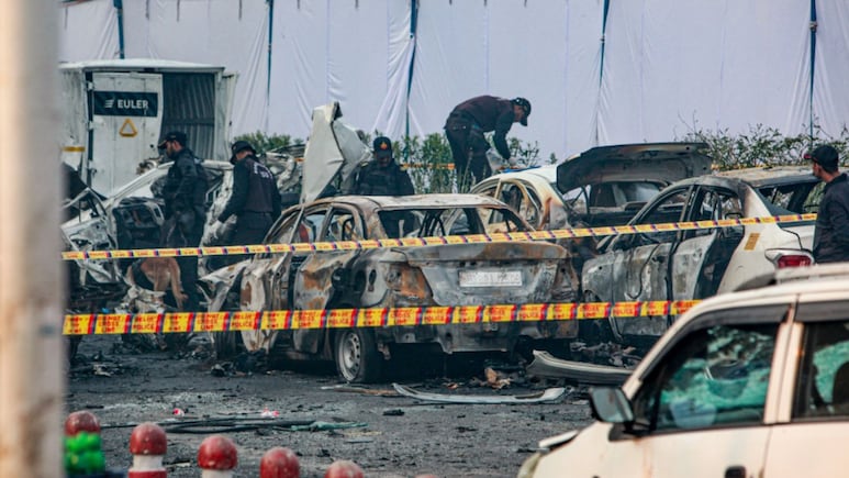 Delhi Red Fort Blast: दिल्ली बॉम्बस्फोटाचे पुणे कनेक्शन? कोंढव्यातील सर्वात मोठी कारवाई चर्चेत