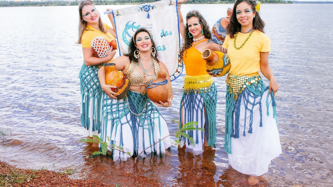 Travel easy in style: Discover 5 breezy skirts for beach holidays