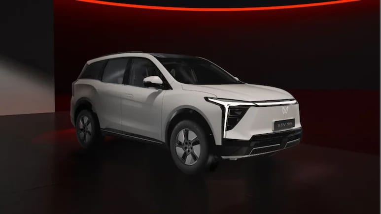 XEV 9S: महिंद्रा की नई इलेक्ट्रिक SUV है'टेक्नोलॉजी का पावरहाउस', सेल्फ पार्किंग से लेकर 7 सेकंड में 100 की रफ्तार!