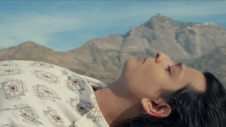 50 लाख बजट की इस फिल्म ने दी शोले, सैयारा, छावा को टक्कर, निर्माता को मिला 176 गुना प्रॉफिट, रचा इतिहास