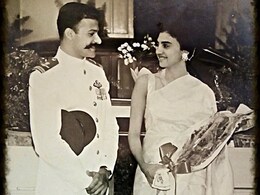 एयरफोर्स बेस पर तैनात थे पिता, मां को देना था पार्सल, एक्ट्रेस ने सुनाई 57 साल पुरानी पेरेंट्स की लव स्टोरी एयरफोर्स बेस पर तैनात थे पिता, मां को देना था पार्सल, एक्ट्रेस ने सुनाई 57 साल पुरानी पेरेंट्स की लव स्टोरी