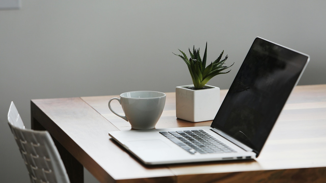 Hexagon or abstract tables