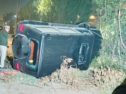 दिल्ली के वसंत कुंज में तेज रफ्तार मर्सिडीज ने 3 लोगों को टक्कर मारी, 1 की मौत