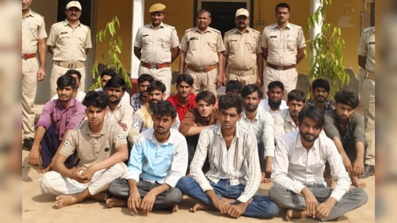 डीग में चला ऑपरेशन एंटीवायरस, सेक्सटॉर्शन और फर्जी विज्ञापनों से ठगी करने वाले 61 गिरफ्तार