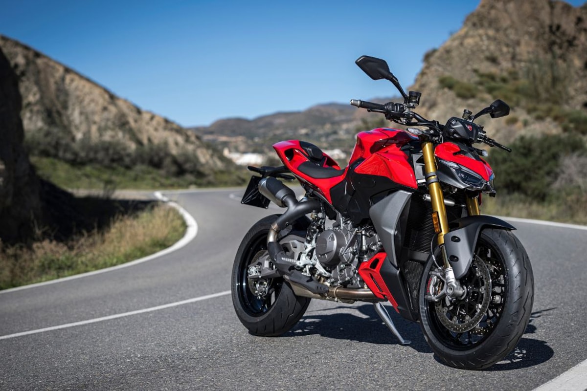 2025 Ducati Streetfighter V2