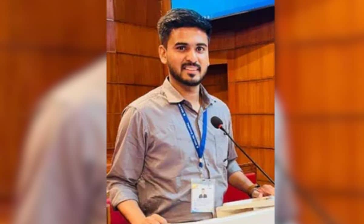 Abhishek Jain Success Story MPPSC Topper: अभिषेक जैन, रैंक 4, नंबर 889.25 Abhishek Jain Success Story MPPSC Topper: अभिषेक जैन, रैंक 4, नंबर 889.25