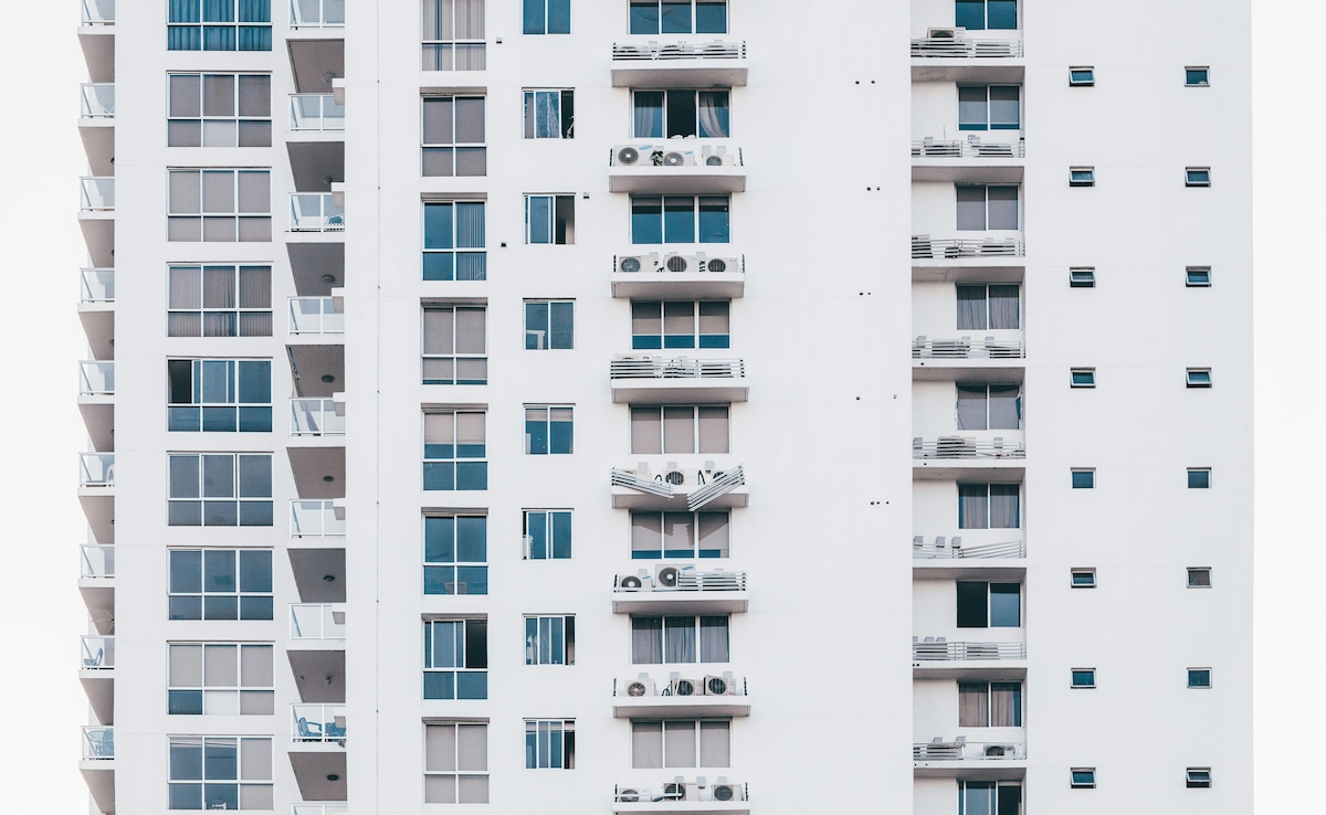 "Have People Lost Their Minds? Man Shocked As 3BHK Flat Listed For Rs 1 Lakh In Bengaluru