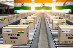 GDP आंकड़े आने से पहले गुड न्‍यूज लेकर आई ये रिपोर्ट, अमेरिकी टैरिफ के बावजूद देश की ग्रोथ रेट 7.5% रहने का अनुमान