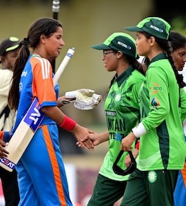 India, Pakistan Players Shake Hands During Blind Womens T20 Tournament