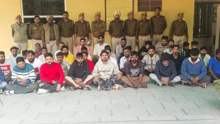Rajasthan: श्रीगंगानगर पुलिस का 'ऑपरेशन क्लीन स्वीप', 500 पुलिसकर्मियों ने 190 ठिकानों पर बोला धावा, 95 संदिग्ध दबोचे