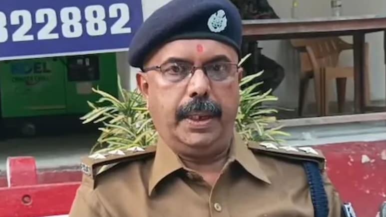 Police Robbery: पोलिसच निघाले लुटेरे! DSP सोबत छापा टाकायला गेले अन् 3 लाख चोरले, कुठे घडली ही घटना?