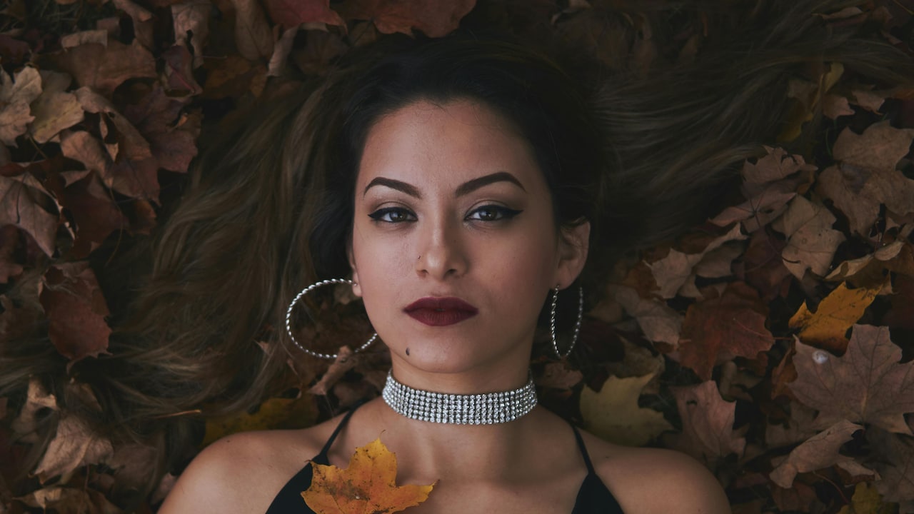 What makes layered necklaces a must-have in every wardrobe? What makes layered necklaces a must-have in every wardrobe?