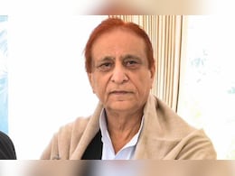 आजम खान और बेटे अब्दुल्ला को कोर्ट से लगा बड़ा झटका, पैन कार्ड मामले में दोषी करार