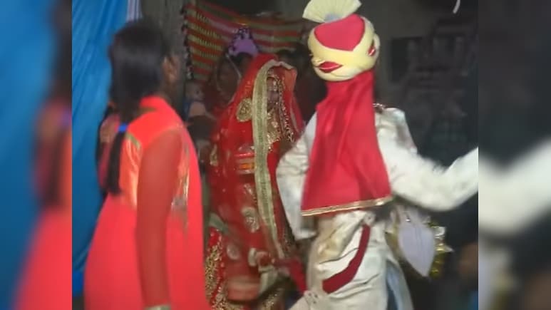 विदाई में बहन संग होने वाले पति का डांस देख खिसियाई दुल्हन, फिर लिया ऐसा बदला लोग बोले- सात जन्म तक करेगा याद