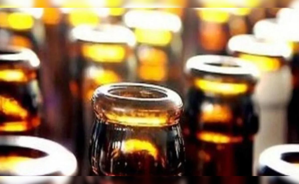 मुजफ्फरपुर में तस्करों पर उत्पाद विभाग का शिकंजा, 20 लाख की हरियाणा निर्मित विदेशी शराब जब्त