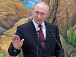 Poop Suitcase, Body Doubles, Private Food Lab: Inside Putin's Security Web