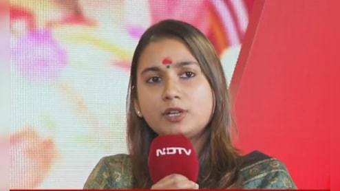 जनता नहीं चाहती जंगलराज की वापसी हो... NDTV PowerPlay में देखें शांभवी चौधरी के बेबाक जवाब