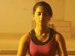 How Anushka Shetty Stays Fit At 44 With Yoga, Plus 7 Expert-Approved <i>Asanas</i> For Weight Loss