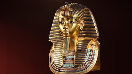 How A 'Thousand-Year-Old Curse' Killed The Man Who Entered Tutankhamun's Tomb