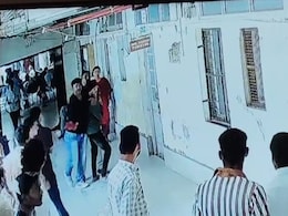 Sangli News : मिरज रुग्णालयात 'वॉर'! कलगुटगी खून प्रकरणातील आरोपींना संपवण्याचा कट उघड, CCTV मध्ये थरार कैद