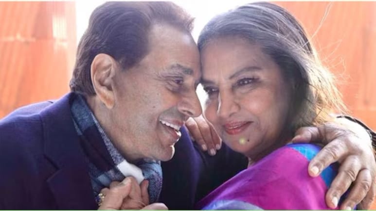 When Dharmendra Broke Age Stereotypes By Kissing Shabana Azmi At 87