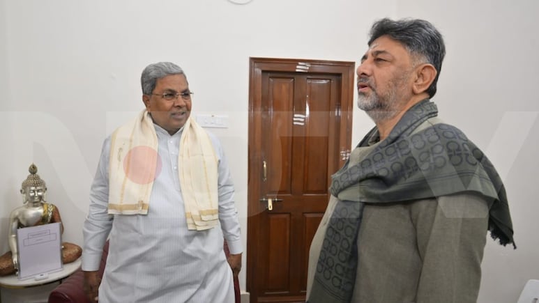 Amid Leadership Tussle, DK Shivakumar's Brother Urges Siddaramaiah To "Keep His Word"