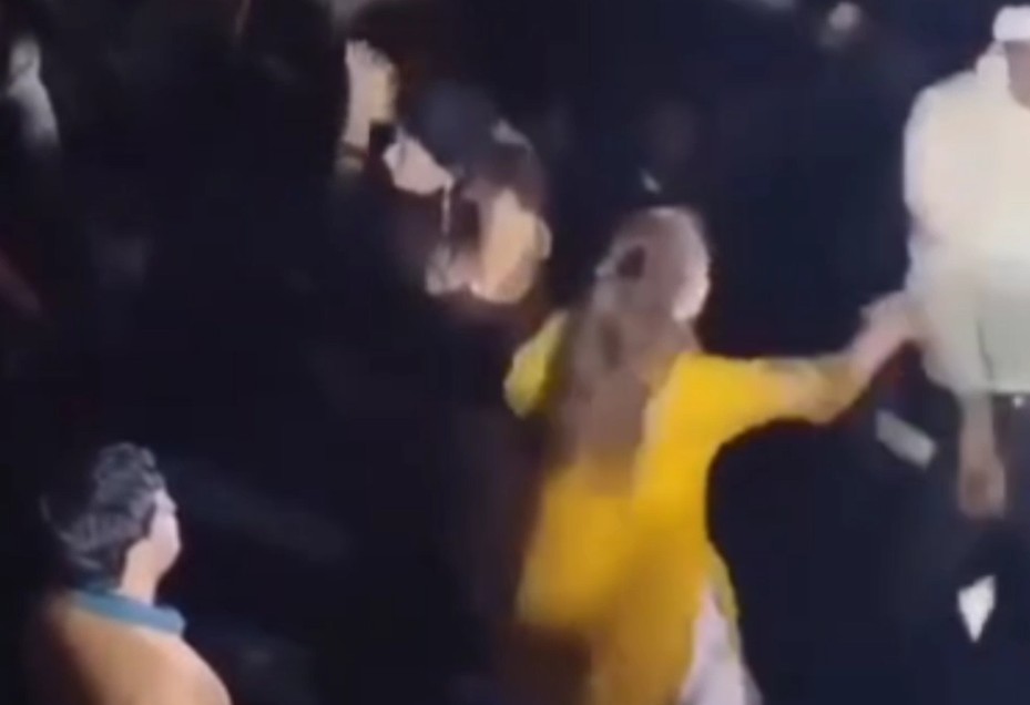 हरियाणा: डांसर ने छूने का विरोध किया तो युवकों ने कर दिया हमला, जान बचाकर भागी डांसर्स