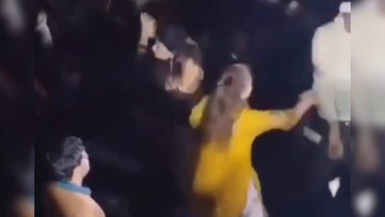 हरियाणा: डांसर ने छूने का विरोध किया तो युवकों ने कर दिया हमला, जान बचाकर भागी डांसर्स