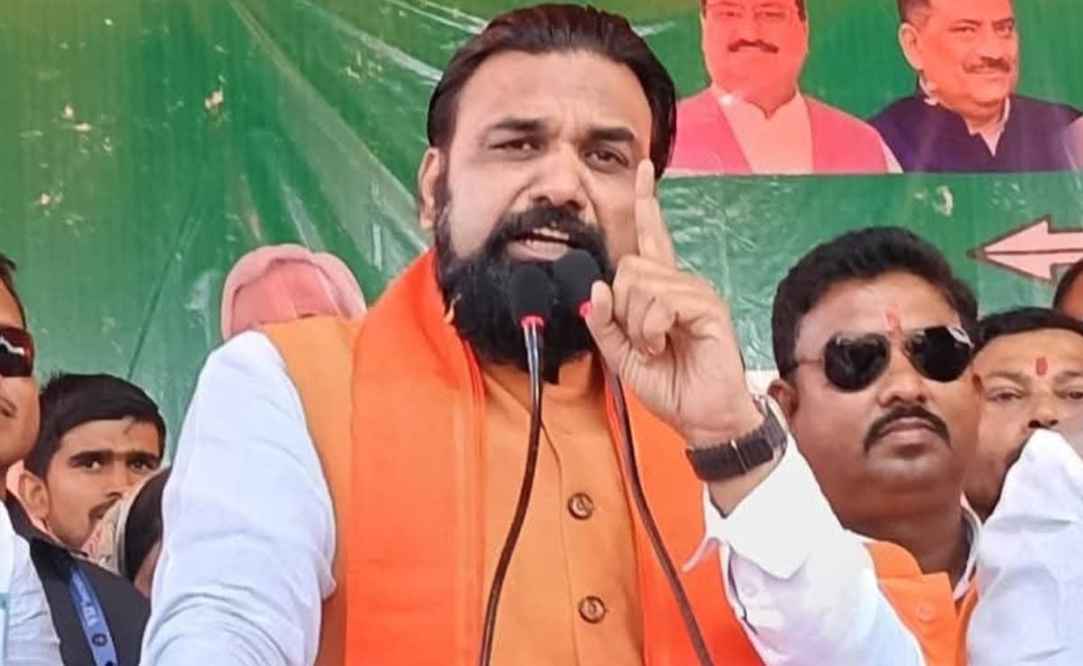 सम्राट चौधरी के पिता शकुनी चौधरी बिहार की राजनीति दिग्गज नेता रहे हैं. 